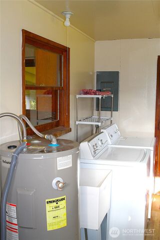 2621 Tokeland Road, Tokeland, WA 98590