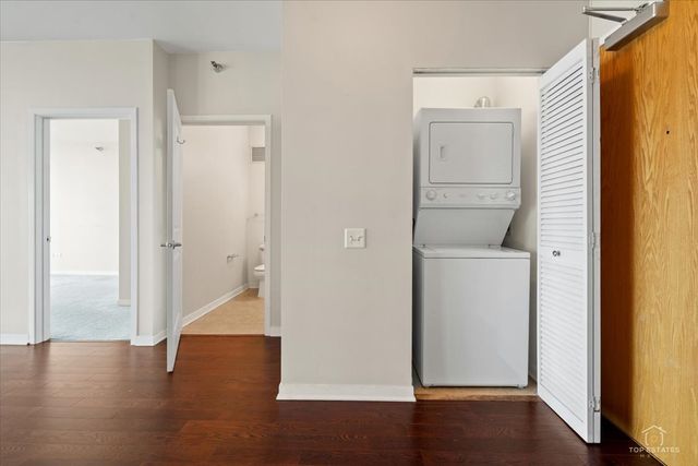 757 N Orleans Street 805, Chicago, IL 60654