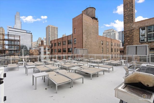 757 N Orleans Street 805, Chicago, IL 60654