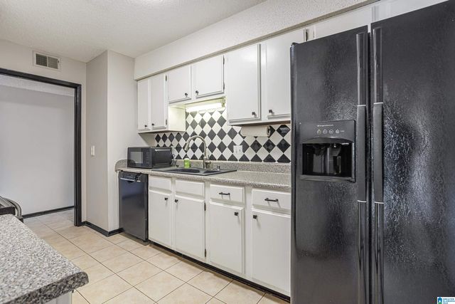 304 Running Brook Rd Unit 304, Hoover, AL 35226