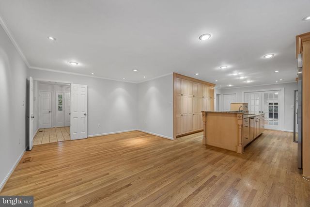 2701 VERILY CT, Oakton, VA 22124