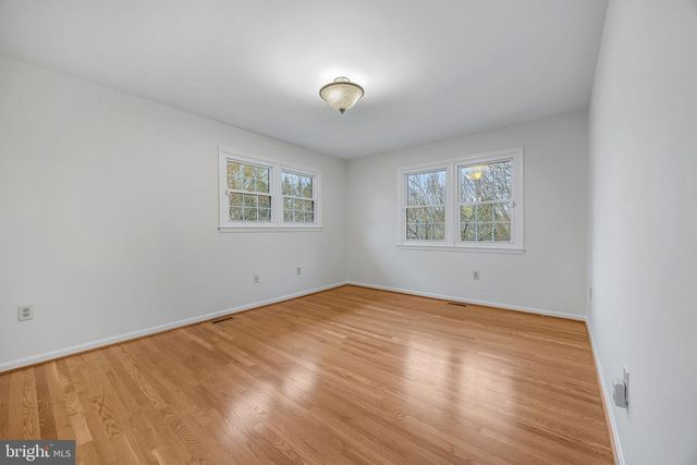 2701 VERILY CT, Oakton, VA 22124