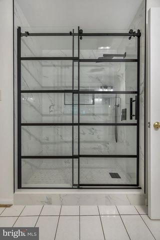 2701 VERILY CT, Oakton, VA 22124