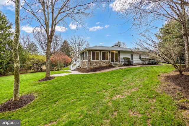 2701 VERILY CT, Oakton, VA 22124