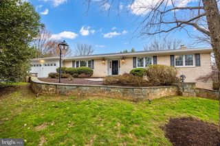 2701 VERILY CT, Oakton, VA 22124