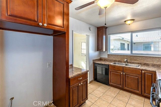 15353 La Barca, La Mirada, CA 90638