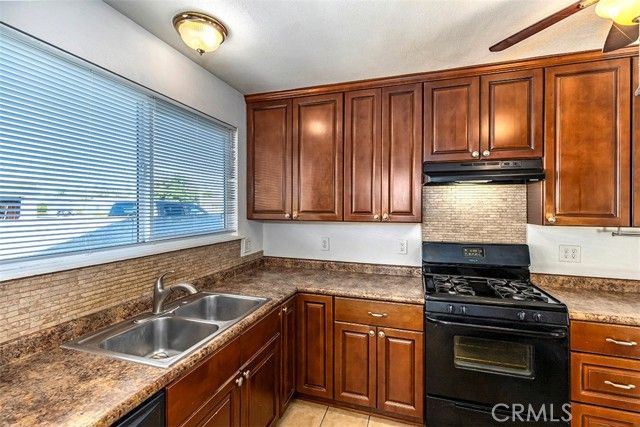 15353 La Barca, La Mirada, CA 90638