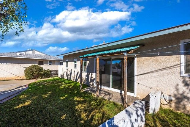 15353 La Barca, La Mirada, CA 90638