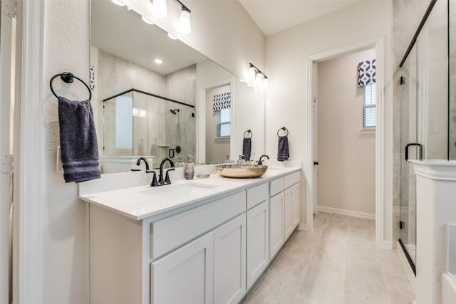61 Roosevelt Lane, Valley View, TX 76272