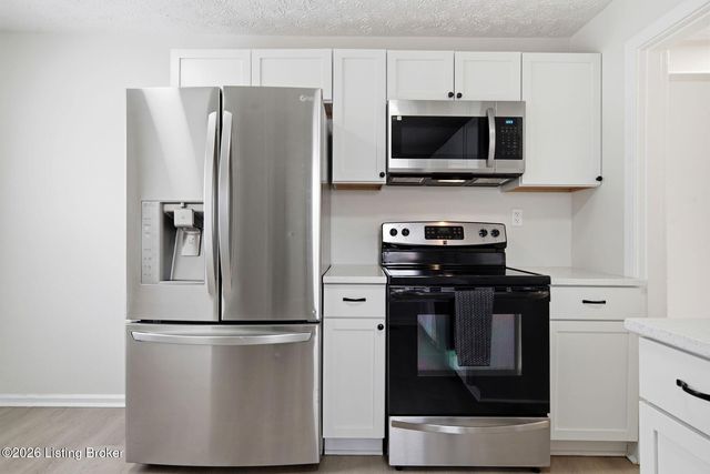 3813 Powell Ave, Louisville, KY 40215