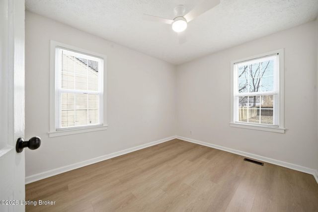 3813 Powell Ave, Louisville, KY 40215