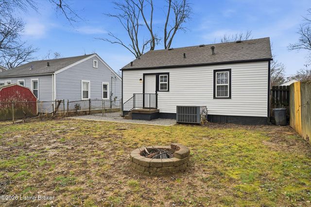 3813 Powell Ave, Louisville, KY 40215