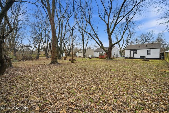 3813 Powell Ave, Louisville, KY 40215