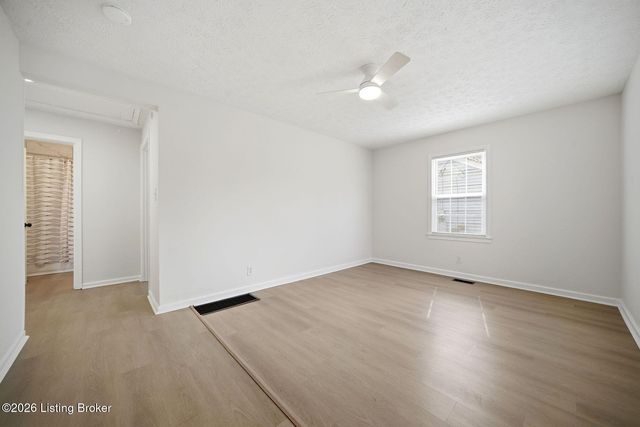 3813 Powell Ave, Louisville, KY 40215