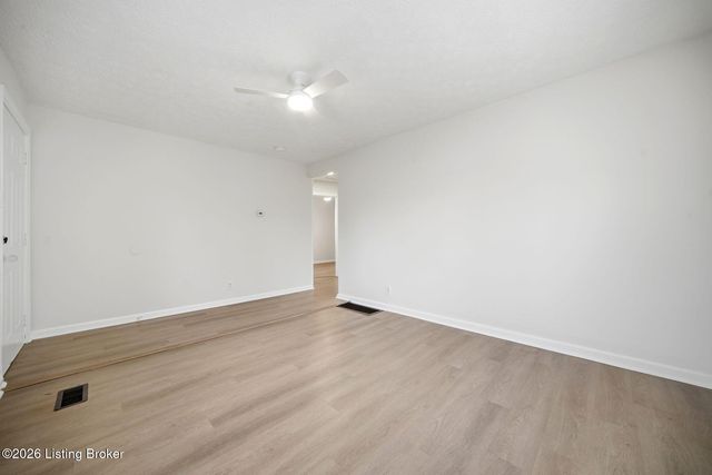 3813 Powell Ave, Louisville, KY 40215