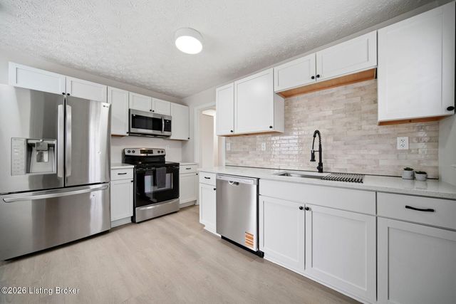 3813 Powell Ave, Louisville, KY 40215