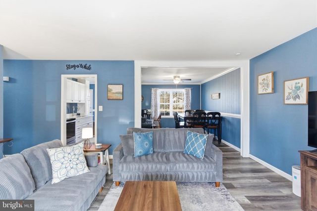 430 BURKETT RD, Harpers Ferry, WV 25425