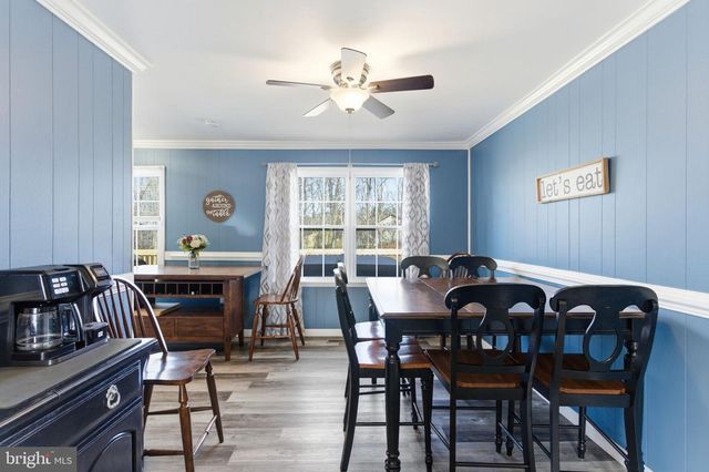 430 BURKETT RD, Harpers Ferry, WV 25425