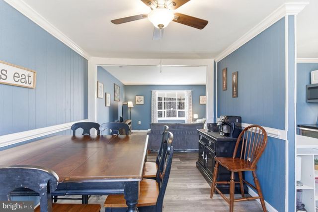 430 BURKETT RD, Harpers Ferry, WV 25425