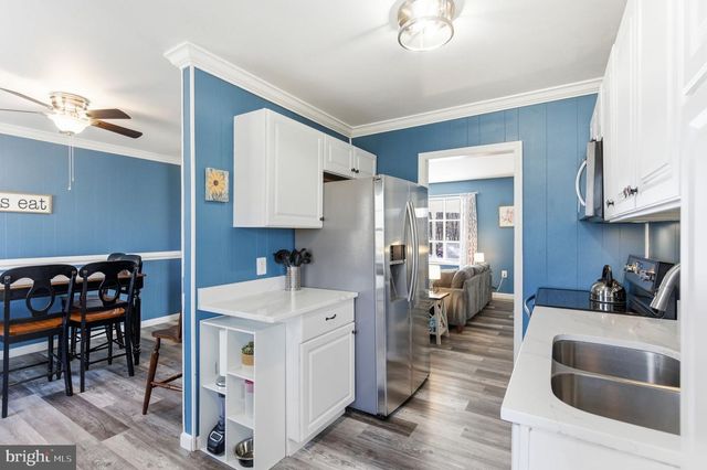 430 BURKETT RD, Harpers Ferry, WV 25425