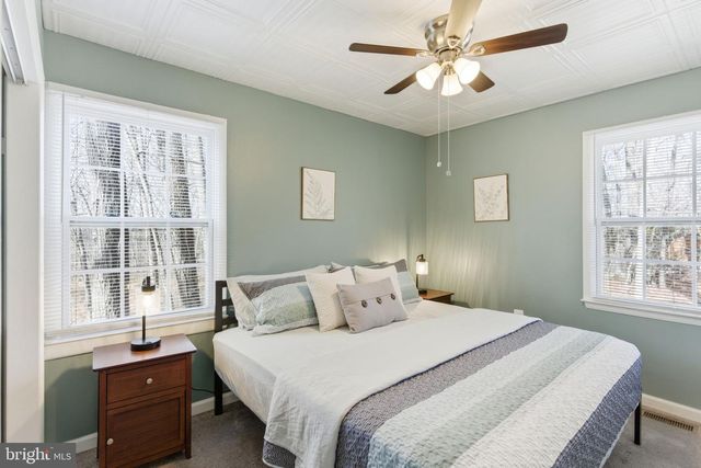 430 BURKETT RD, Harpers Ferry, WV 25425