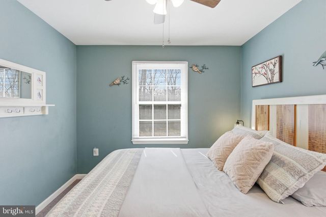 430 BURKETT RD, Harpers Ferry, WV 25425