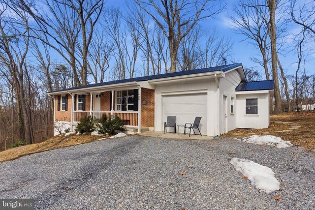 430 BURKETT RD, Harpers Ferry, WV 25425