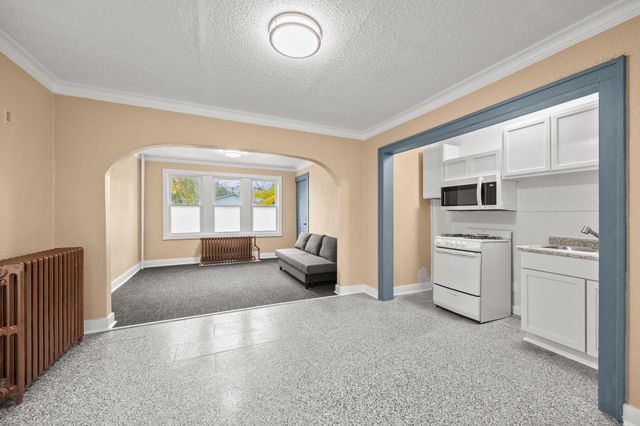 1153 Central Avenue W, Saint Paul, MN 55104