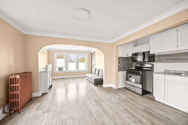 1153 Central Avenue W, Saint Paul, MN 55104