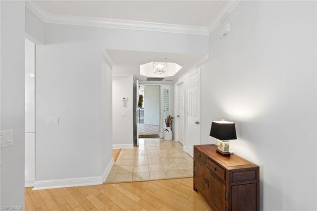 430 Cove Tower DR 304, Naples, FL 34110