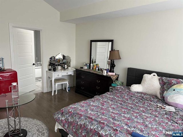 53 E Brinkerhoff Avenue, Palisades Park, NJ 07650