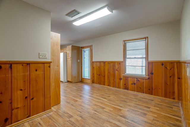 601 Perry Drive, White Settlement, TX 76108