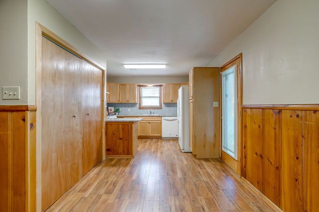 601 Perry Drive, White Settlement, TX 76108