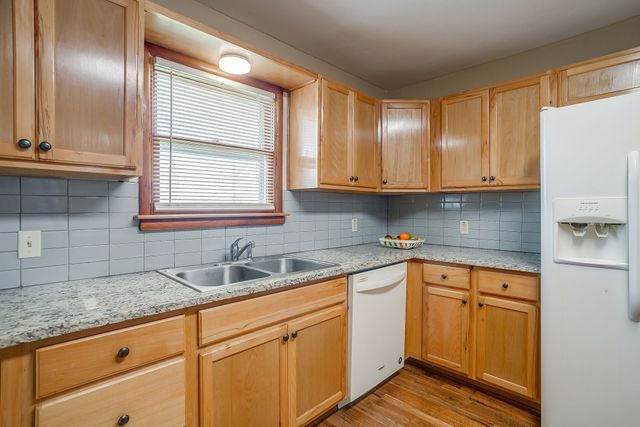 601 Perry Drive, White Settlement, TX 76108
