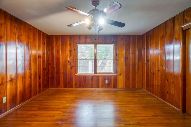 601 Perry Drive, White Settlement, TX 76108