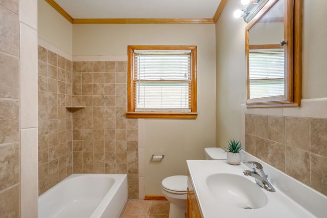 601 Perry Drive, White Settlement, TX 76108