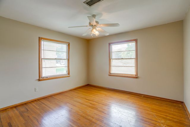 601 Perry Drive, White Settlement, TX 76108