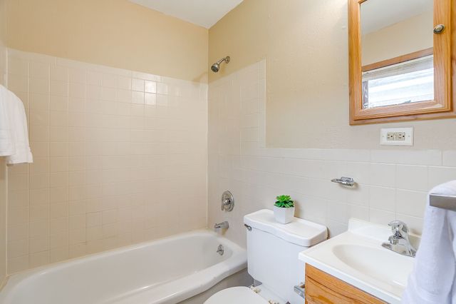 601 Perry Drive, White Settlement, TX 76108