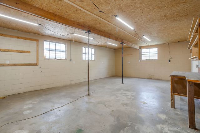 601 Perry Drive, White Settlement, TX 76108