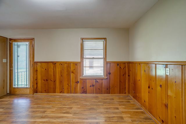 601 Perry Drive, White Settlement, TX 76108