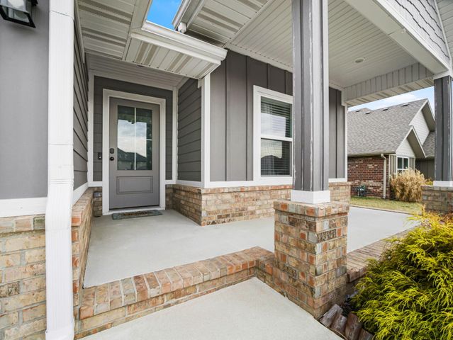 1205 W Yellowstone Street, Nixa, MO 65714