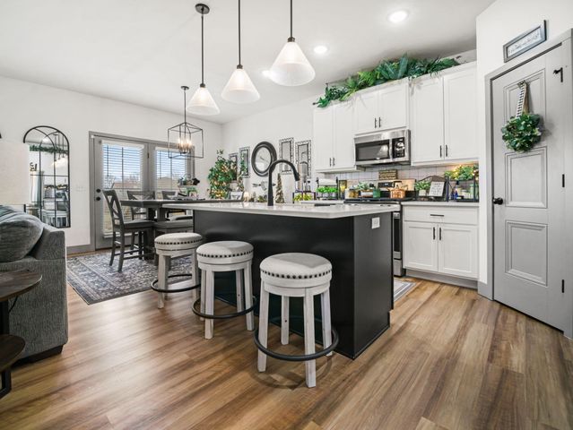 1205 W Yellowstone Street, Nixa, MO 65714