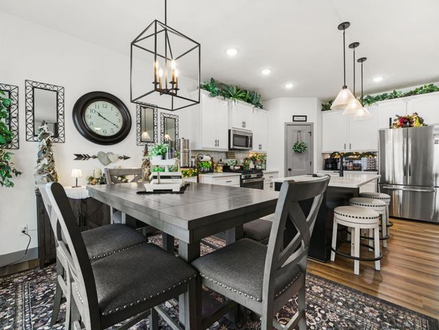 1205 W Yellowstone Street, Nixa, MO 65714