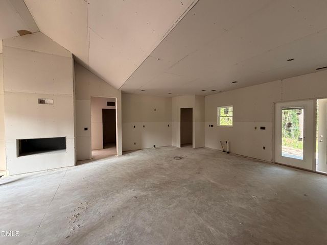 1702 Walnut Run Drive, Deep Run, NC 28525