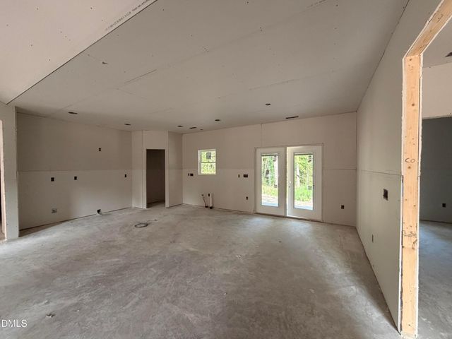 1702 Walnut Run Drive, Deep Run, NC 28525