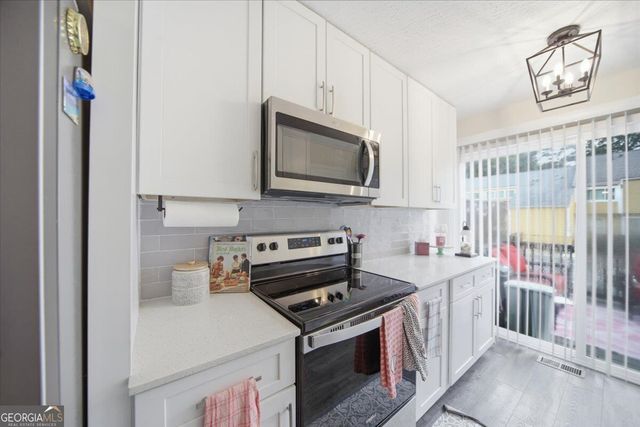 220 Yuba Walk, Lawrenceville, GA 30046