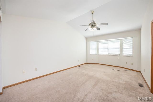 916 Crosswinds Drive, Belleville, IL 62221