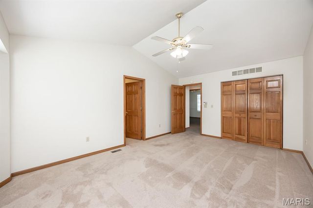 916 Crosswinds Drive, Belleville, IL 62221