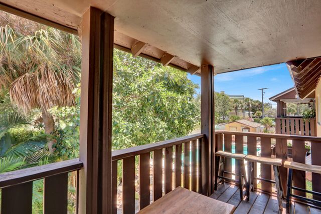 312 Southwind Drive 207, North Palm Beach, FL 33408