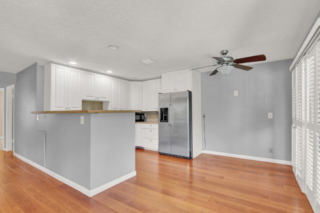 312 Southwind Drive 207, North Palm Beach, FL 33408